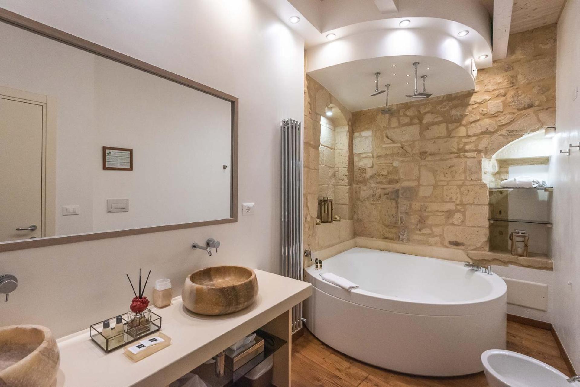 Le Nicchie Luxury Rooms Lecce Buitenkant foto