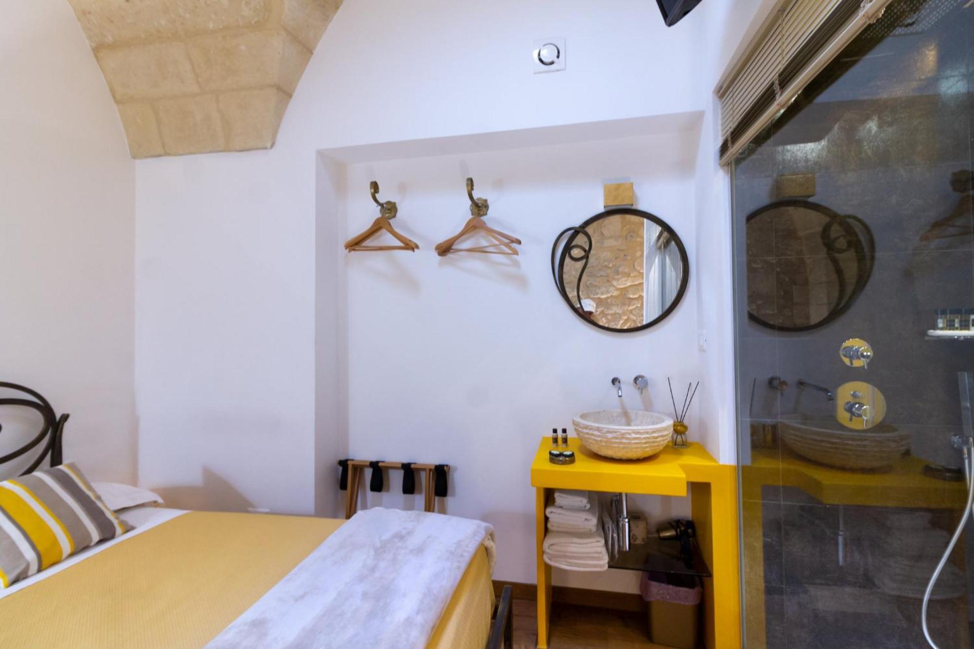 Le Nicchie Luxury Rooms Lecce Kamer foto